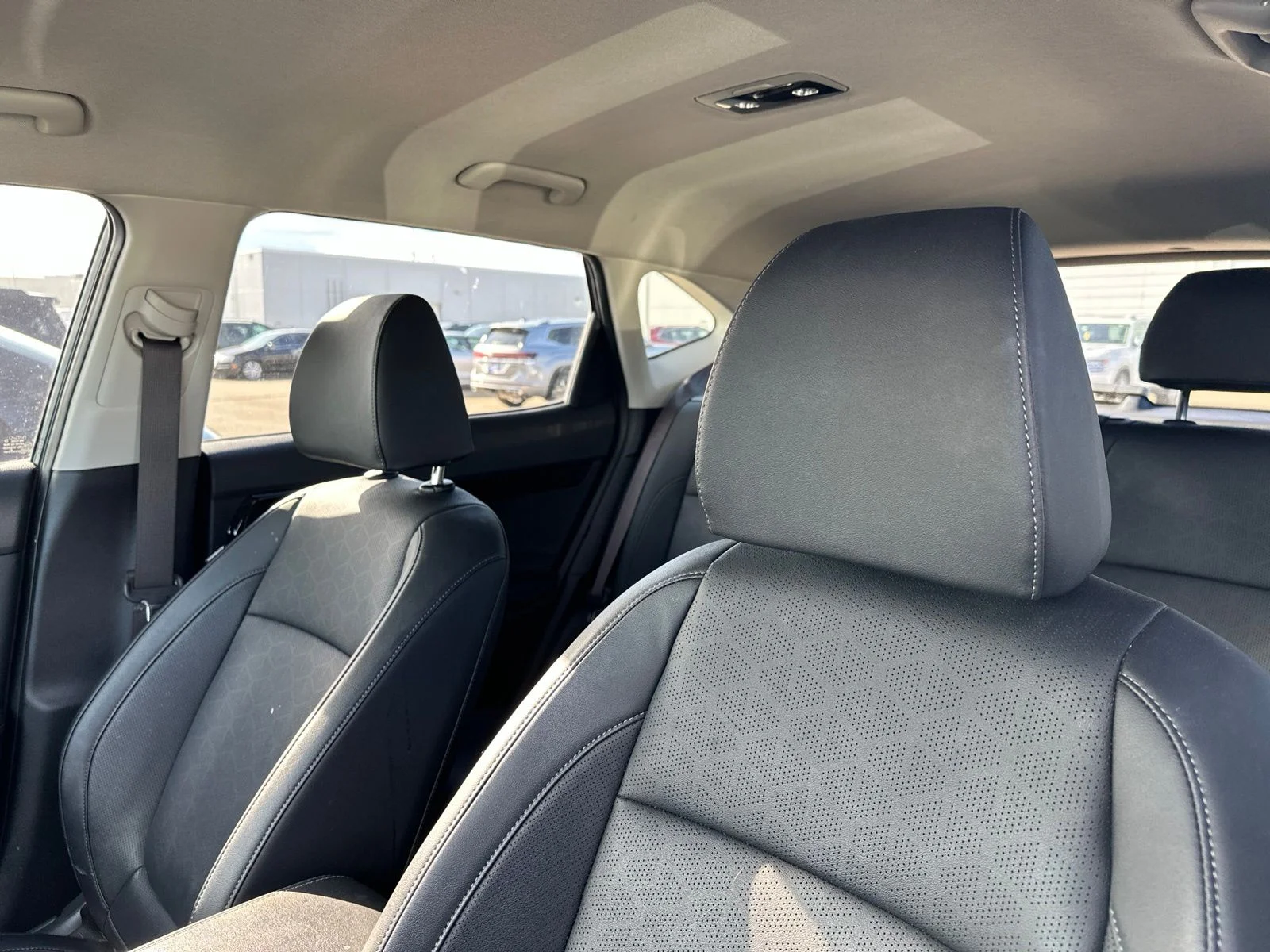 Used 2024 Gray Kia EX image 5