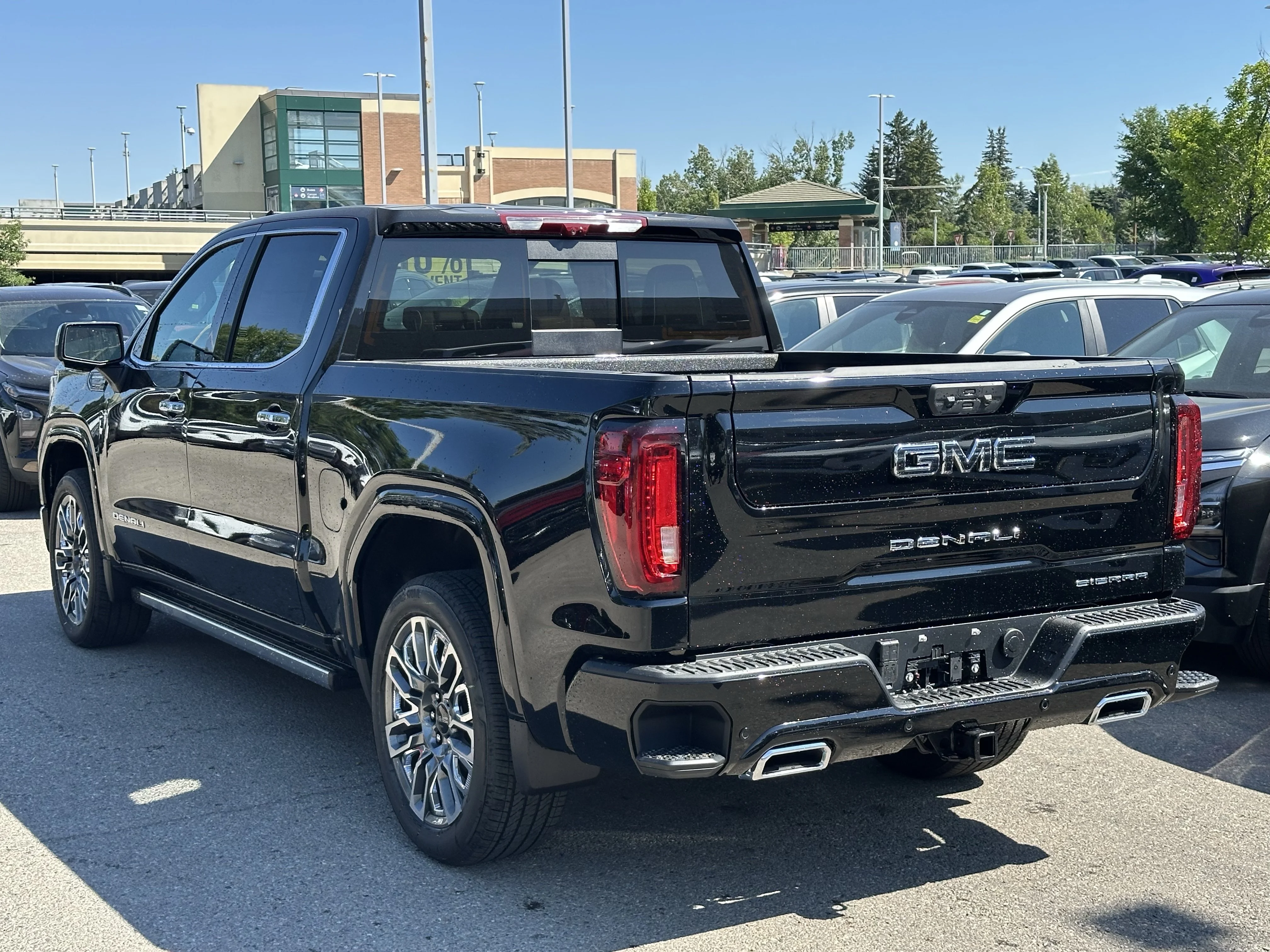 New 2026 Onyx Black GMC Denali Ultimate image 4