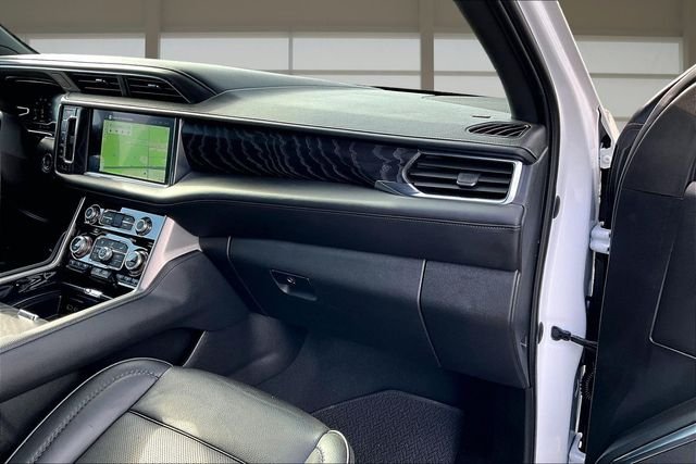 Used 2023 White GMC Denali image 17
