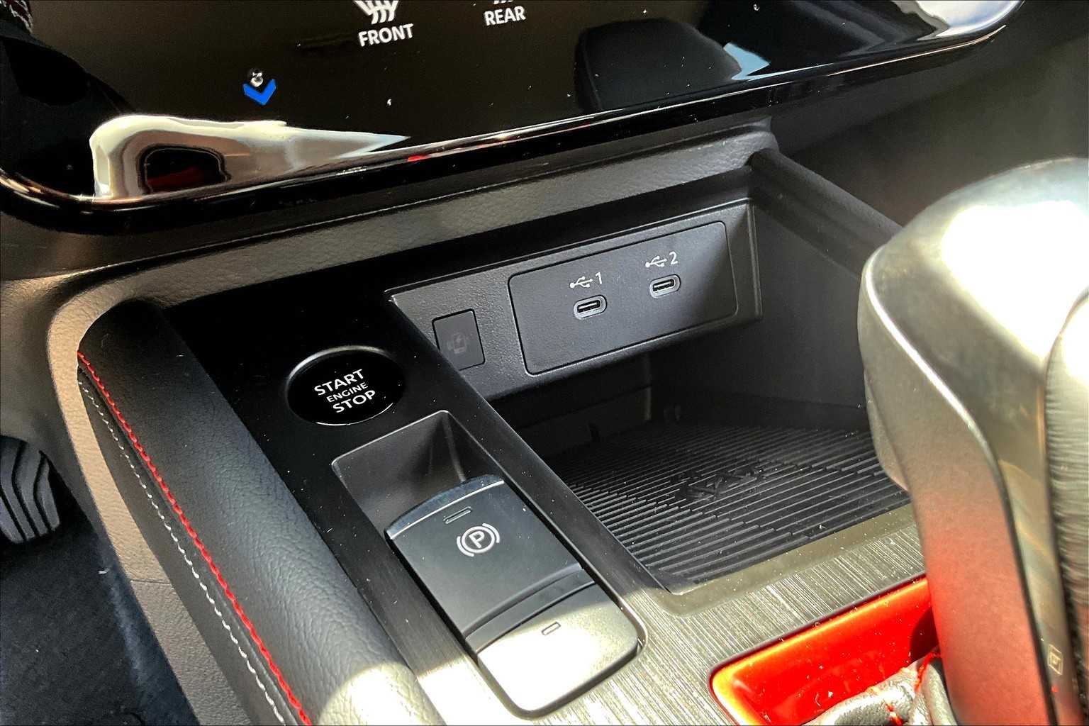 2025 Nissan Kicks SR - Photo 14