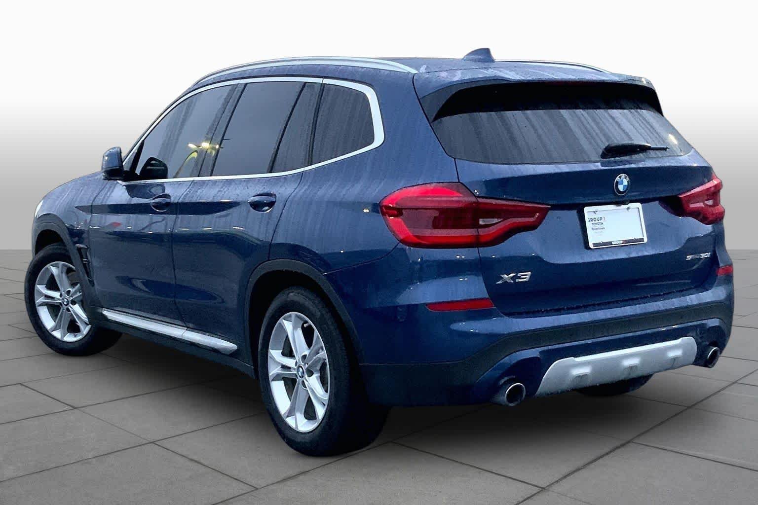 Used 2020 Phytonic Blue Metallic BMW sDrive30i image 12