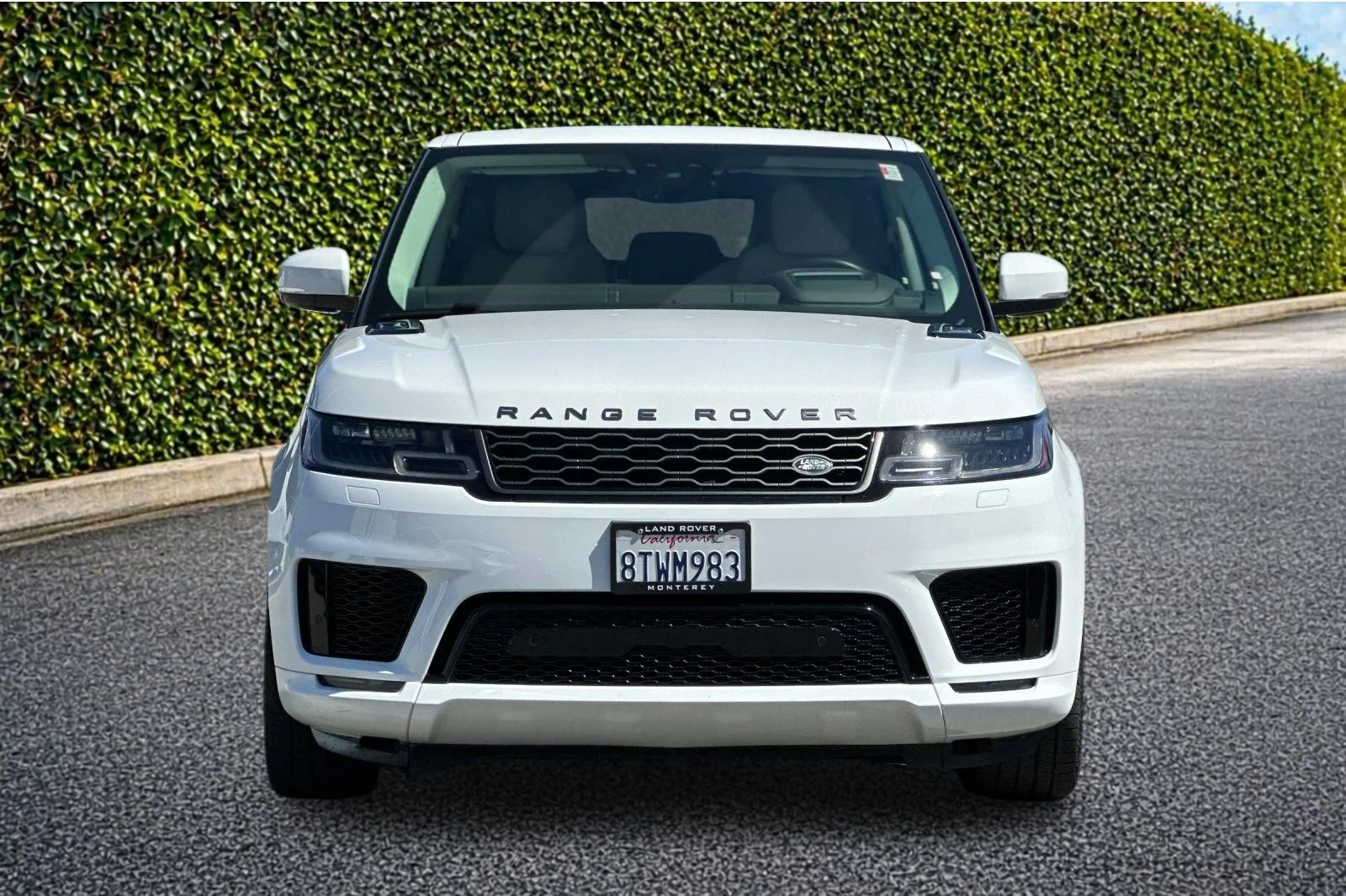 Used 2019  Land Rover Supercharged image 9