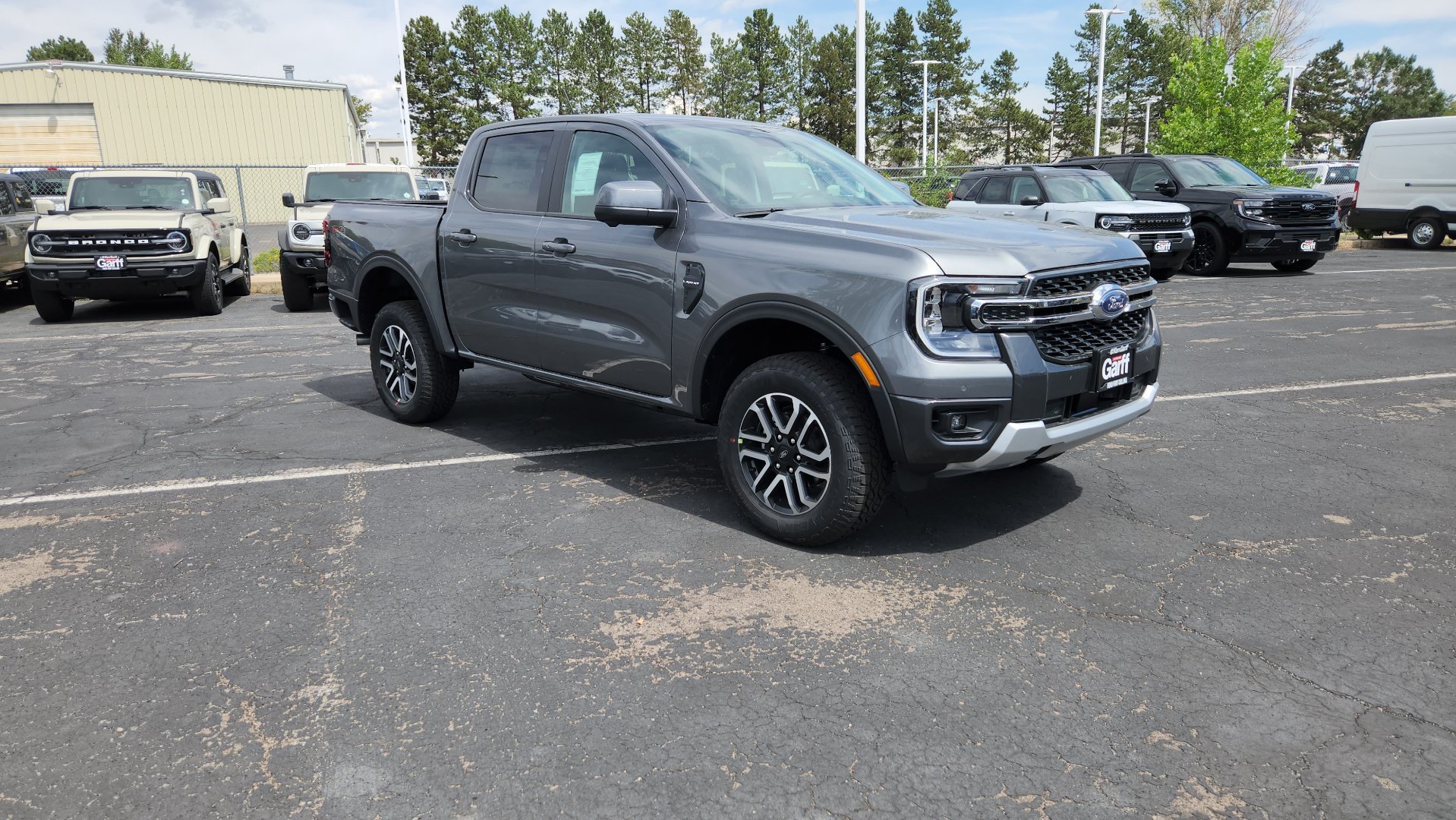 New 2026 Carbonized Gray Metallic Ford LARIAT image 9