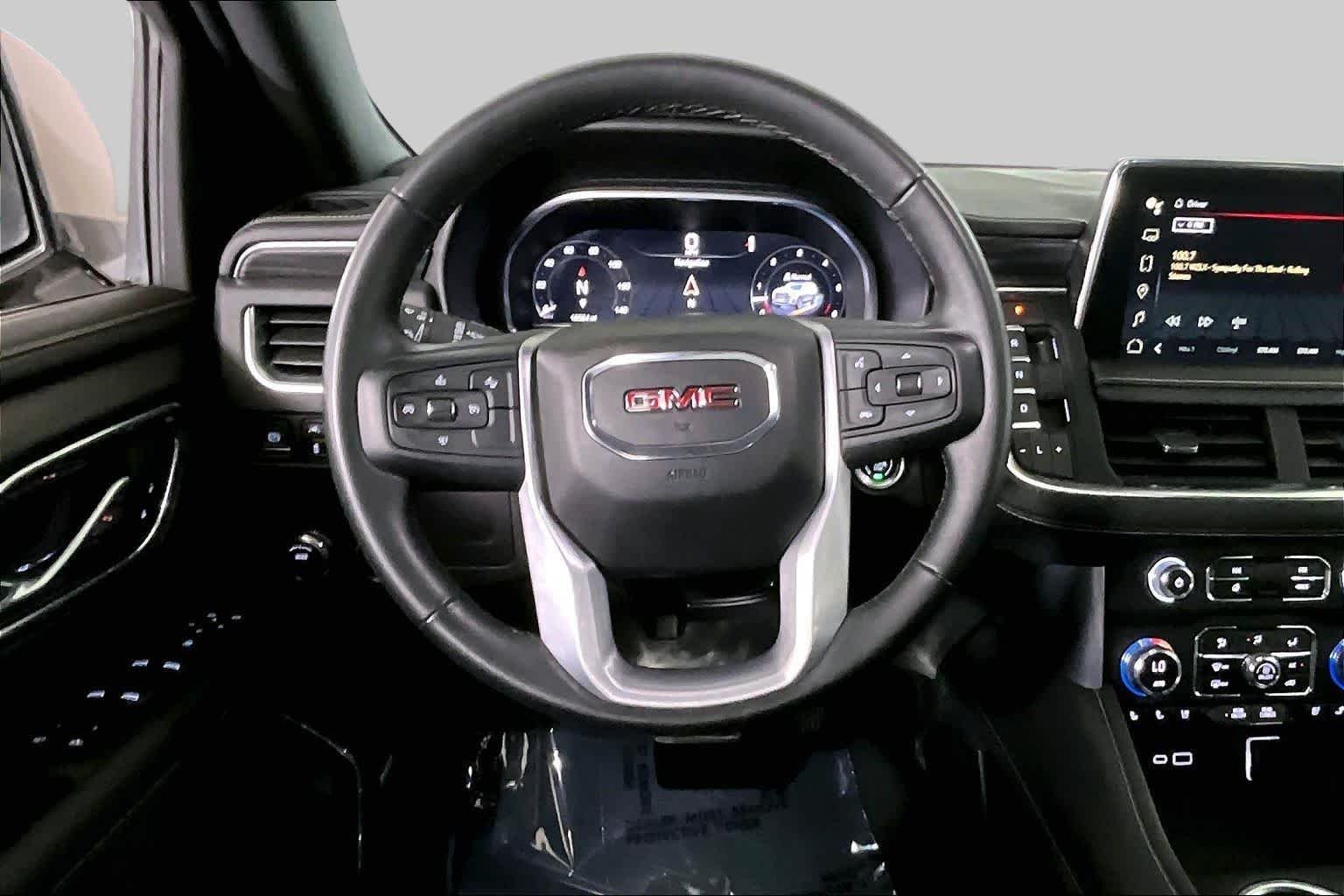 Used 2023 Pearl Beige Metallic GMC SLT image 6