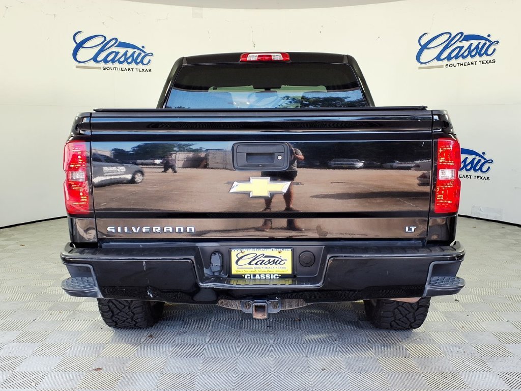Used 2018 BLACK Chevrolet LT image 4