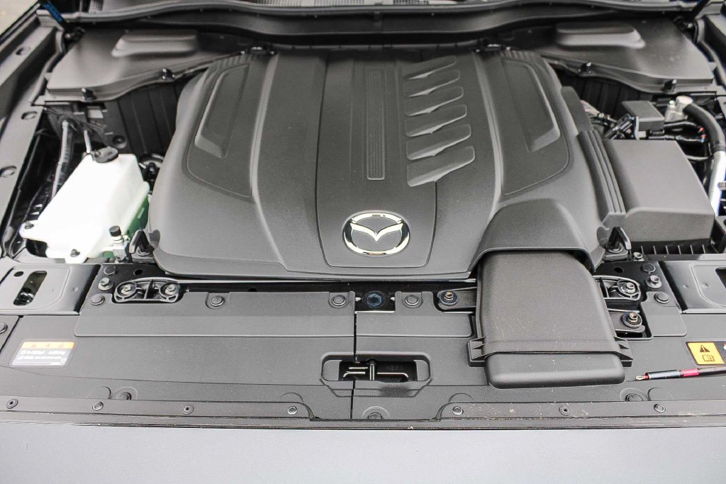 New 2026 Jet Black Mica Mazda 3.3 Turbo Premium Plus AWD image 12