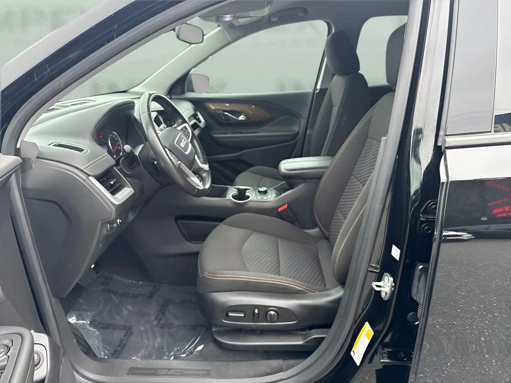 Used 2019 Black GMC SLE image 5