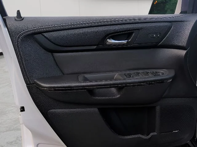 Used 2017 White GMC Limited image 14