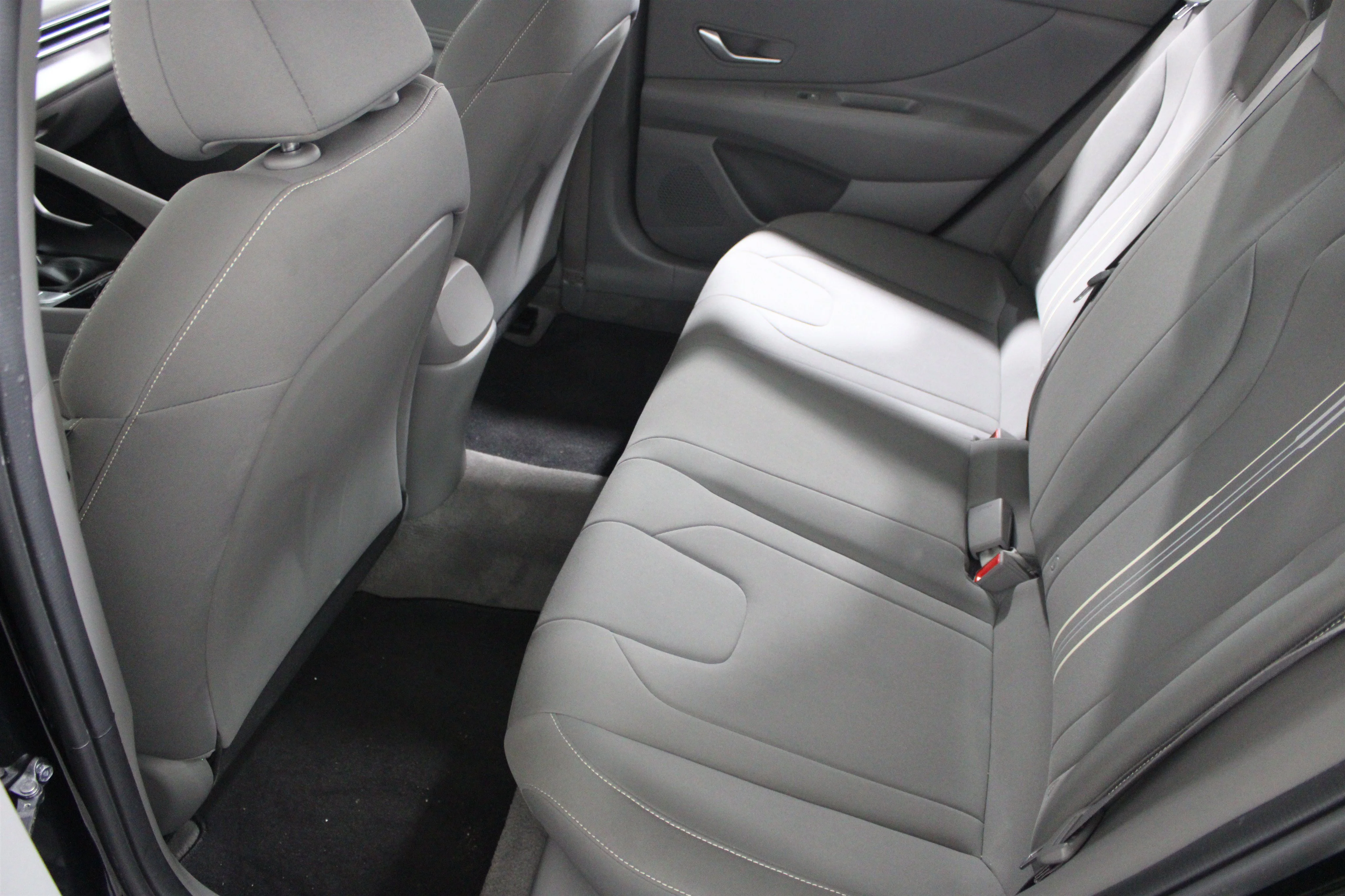 Used 2023 Onyx Black Hyundai SEL image 21