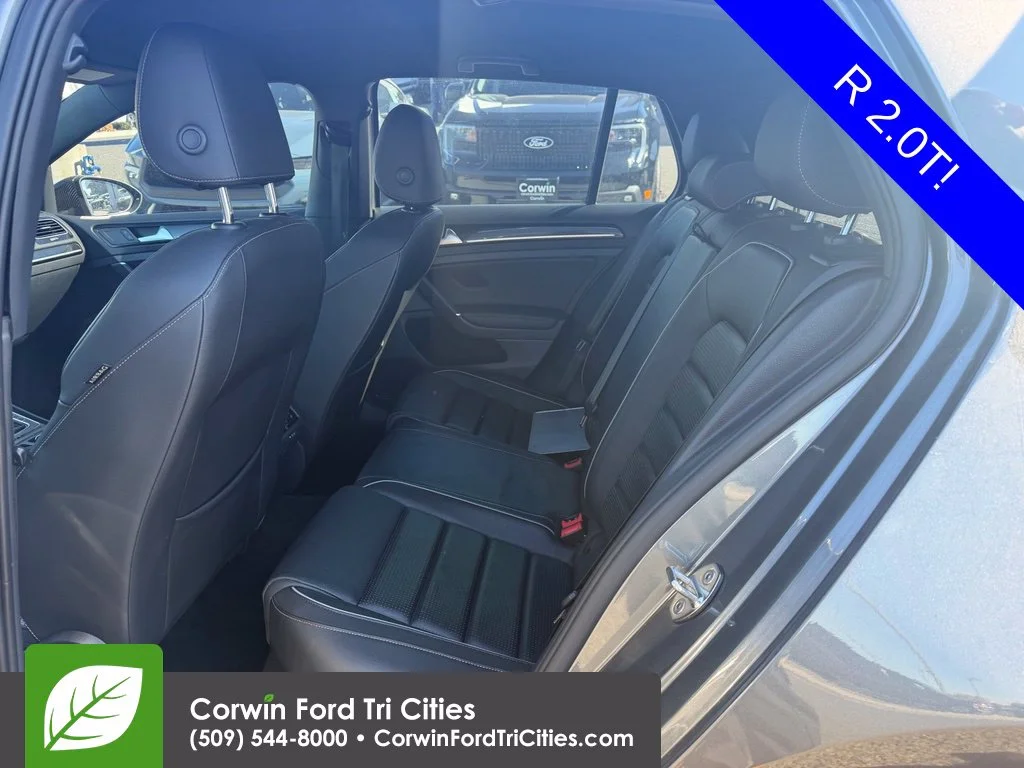 Used 2019  Volkswagen DCC & Navigation 4Motion image 5