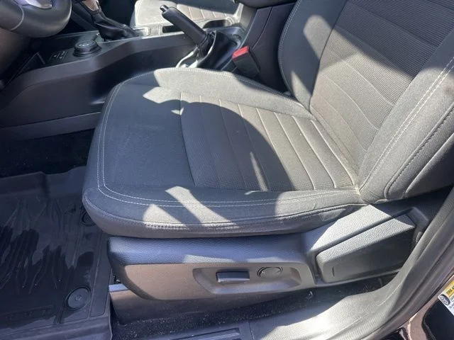 Used 2019 Black Ford XLT image 11