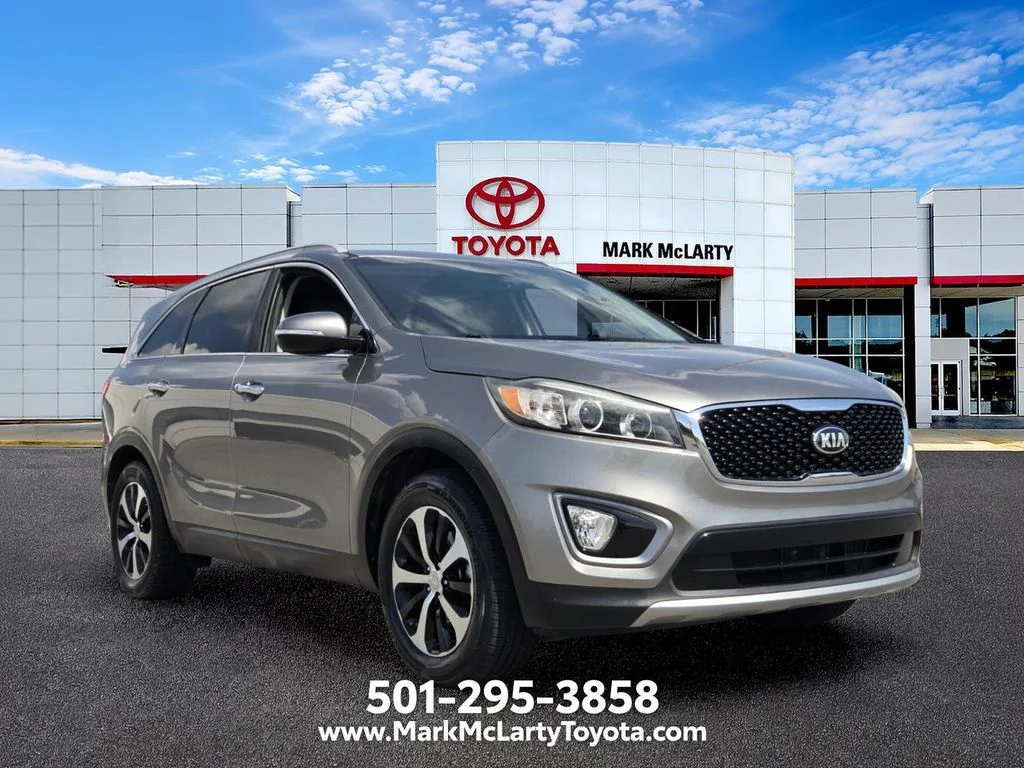 Used 2016 Silver Kia EX image 7