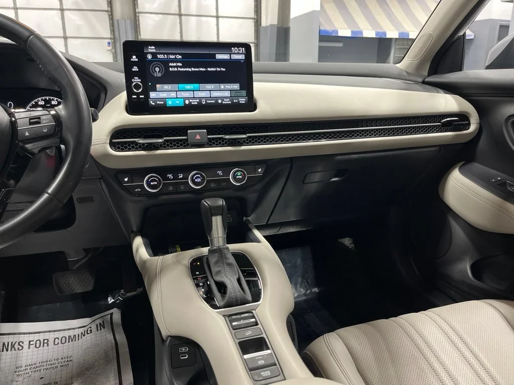 Used 2025 Lunar Silver Metallic Honda AWD EX-L image 57