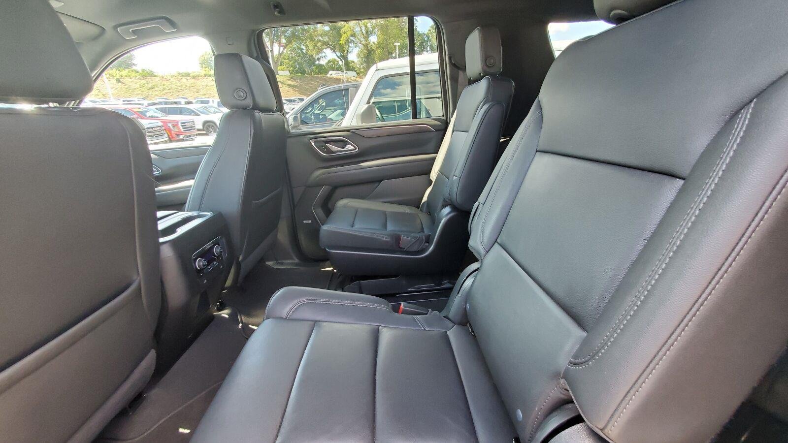 Used 2022 SUMMIT WHITE Chevrolet LT image 5