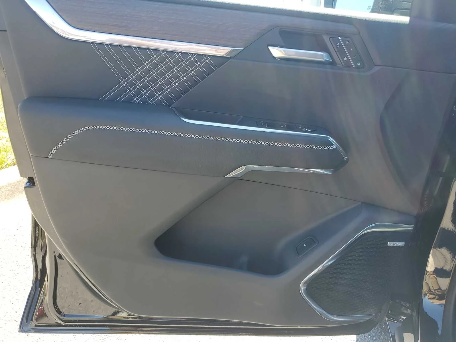 New 2026 Ebony Twilight Metallic GMC Denali image 16