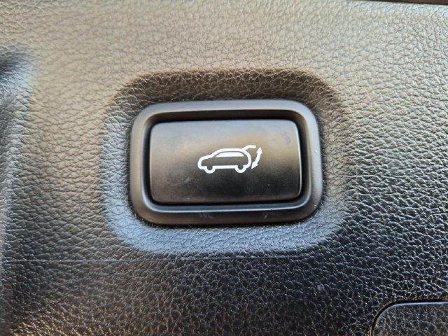 Used 2023 Gray Hyundai SEL image 27