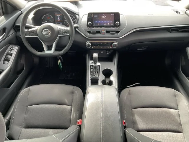 Used 2021 Black Nissan 2.5 S image 6