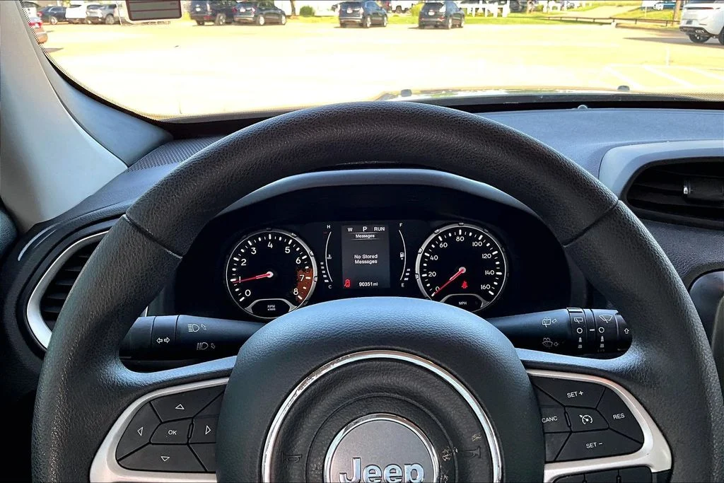 Used 2018 Gray Jeep Sport image 22