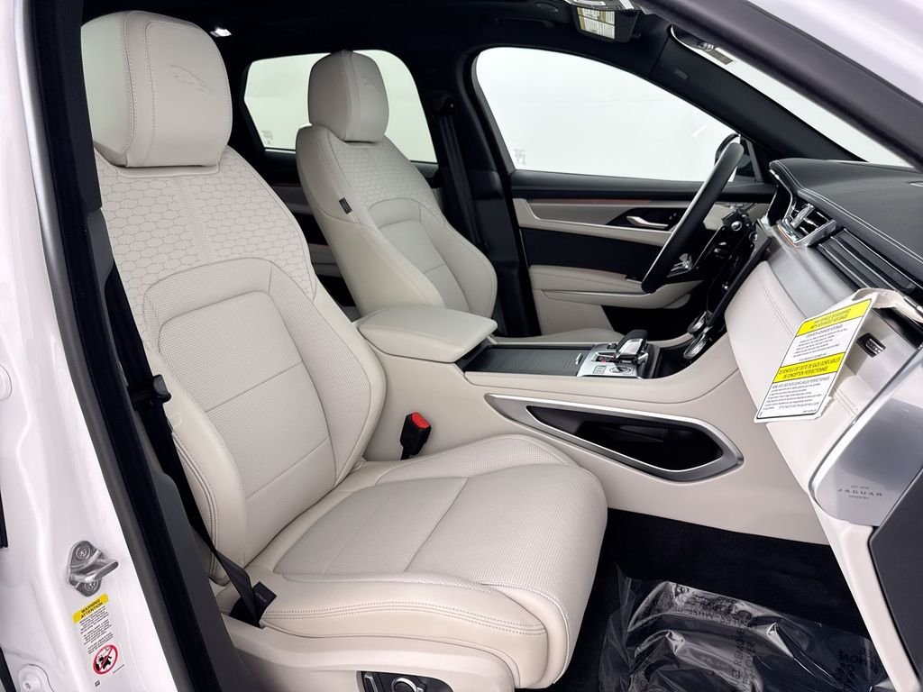 2026 Jaguar F-Pace R-Dynamic S - Photo 23