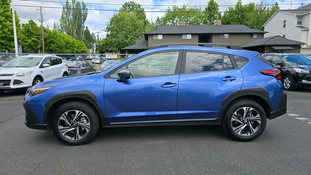 Used 2025 Daybreak Blue Pearl Subaru Premium image 7