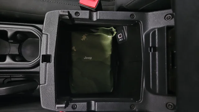 Used 2020 Black Clearcoat Jeep Unlimited Sport S image 33