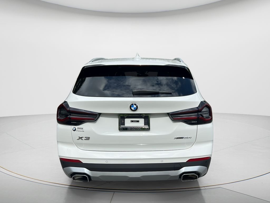 Used 2024 White BMW xDrive30i image 6