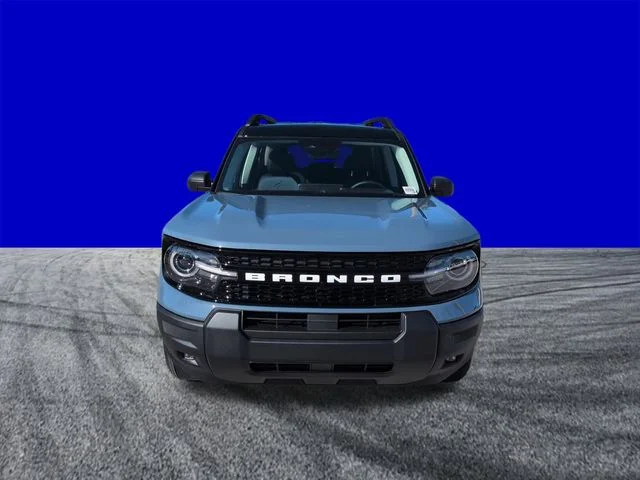New 2026 Azure Gray Metallic Tri-Coat Ford Outer Banks® image 9