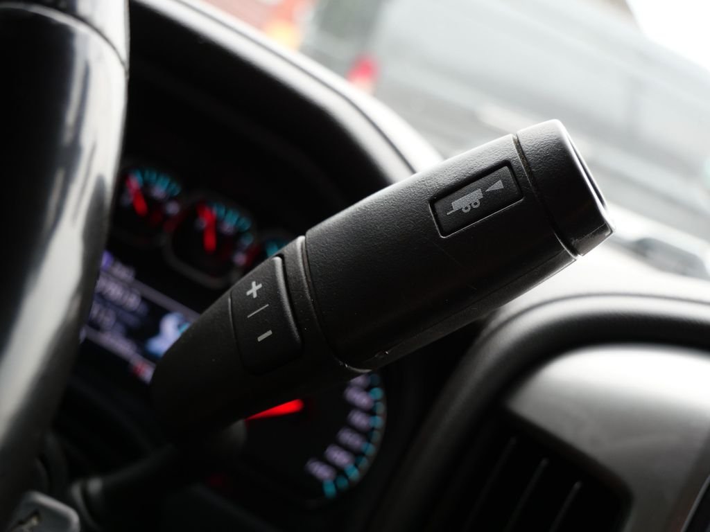 Used 2018 Black Chevrolet LTZ image 25
