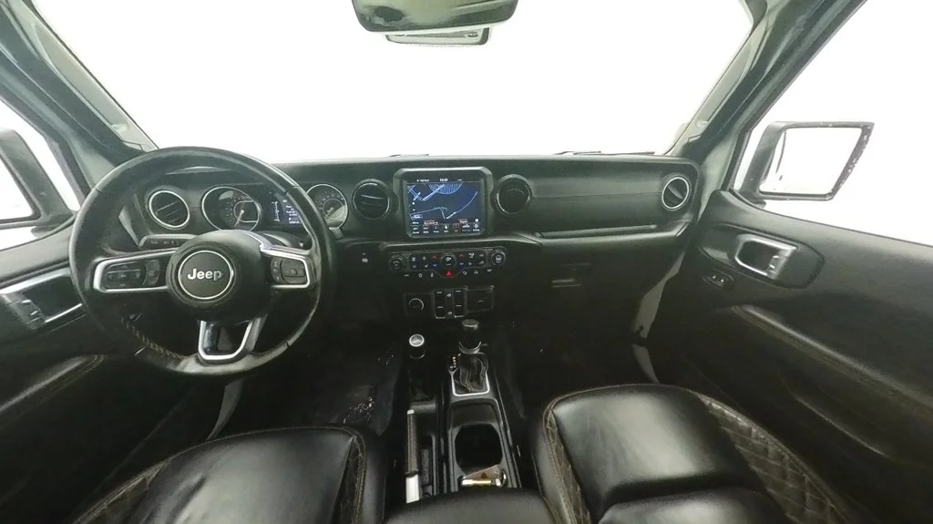 Used 2021 White Jeep High Altitude image 33