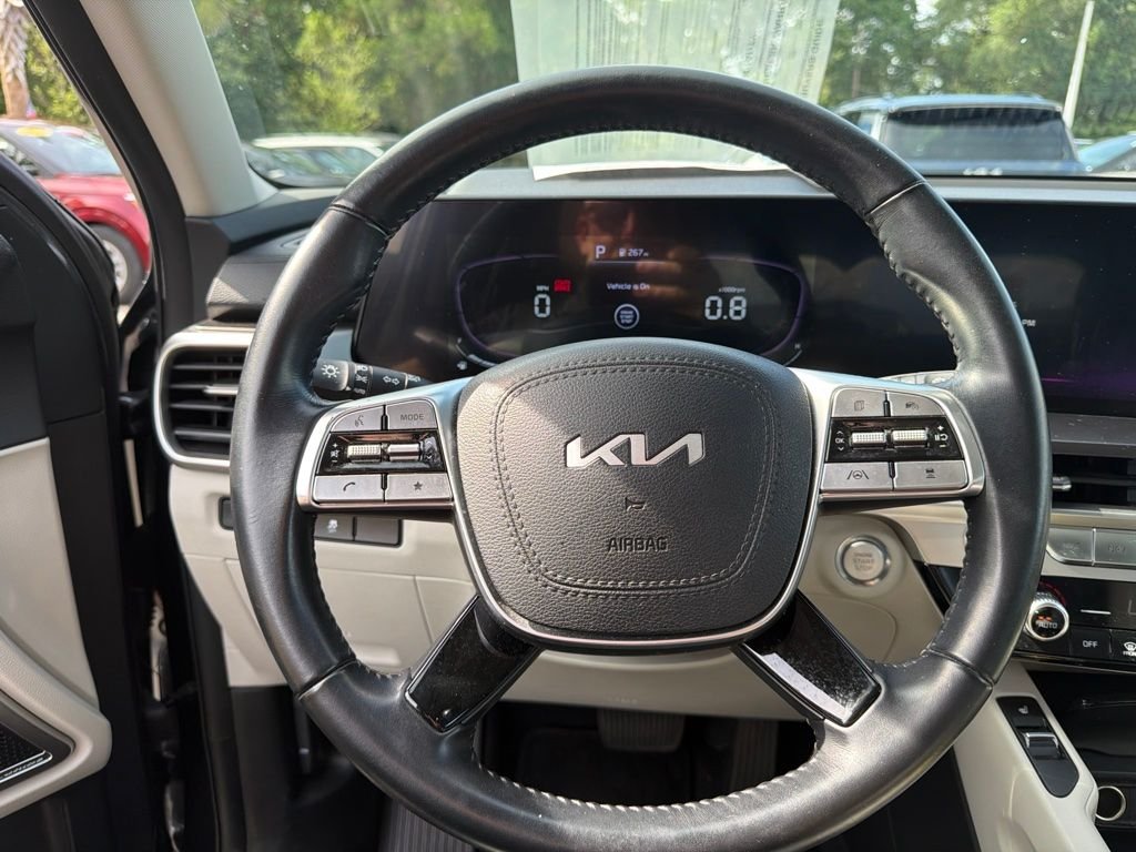 Certified Used 2023 Gray Kia S image 12
