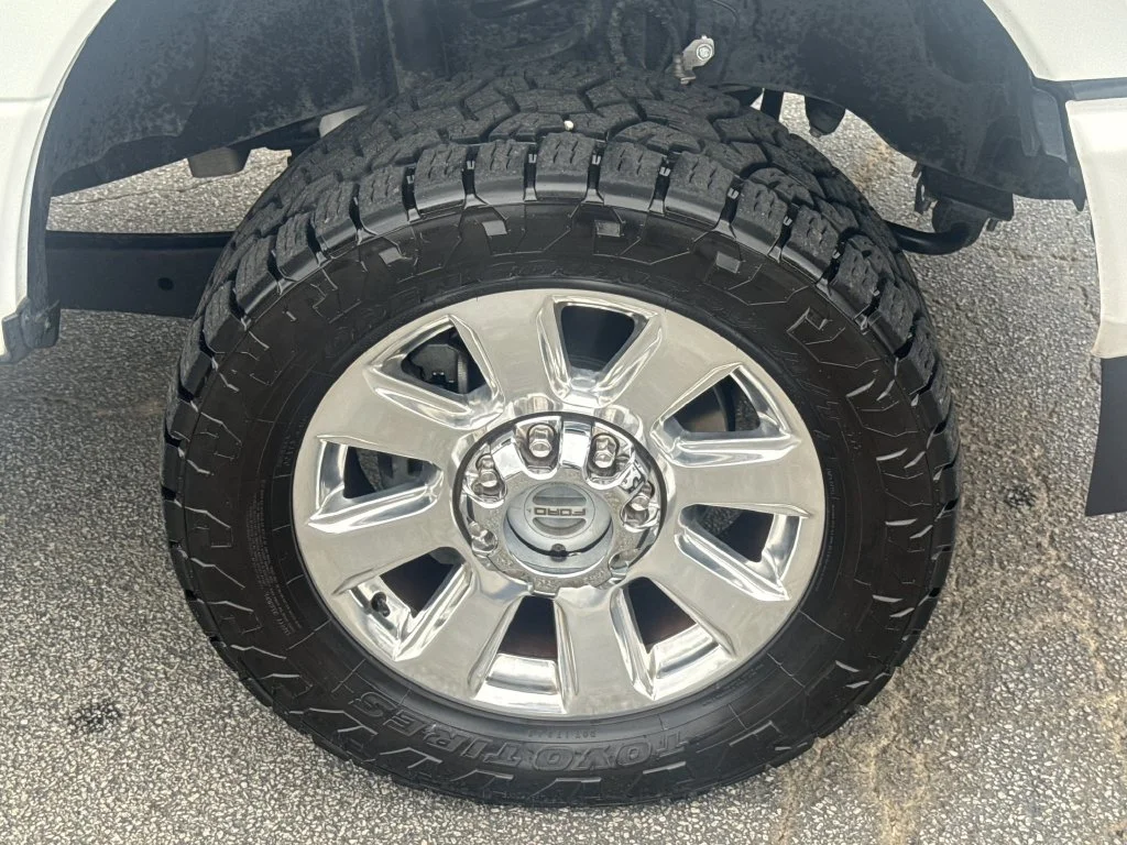 Used 2022 White Ford Platinum image 12