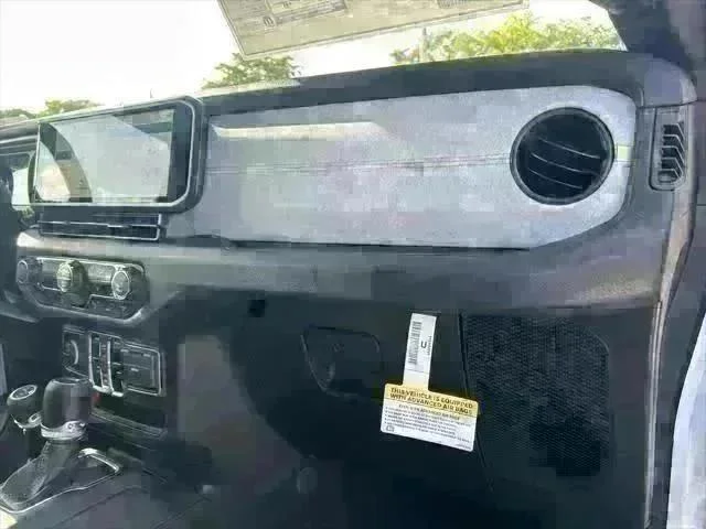 2025 Jeep Gladiator Sport S - Photo 23