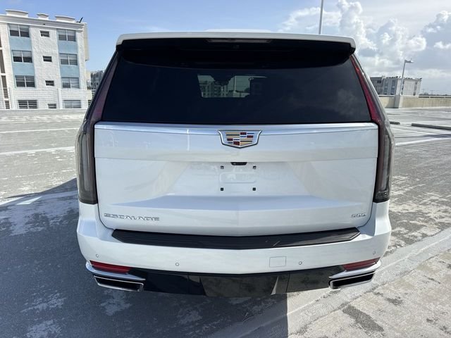 Used 2024 White Cadillac Premium Luxury image 25