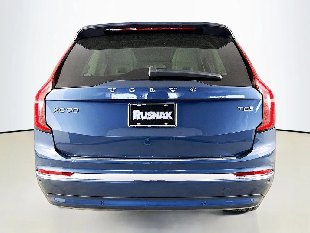 New 2026 Blue Volvo T8 Ultra image 6