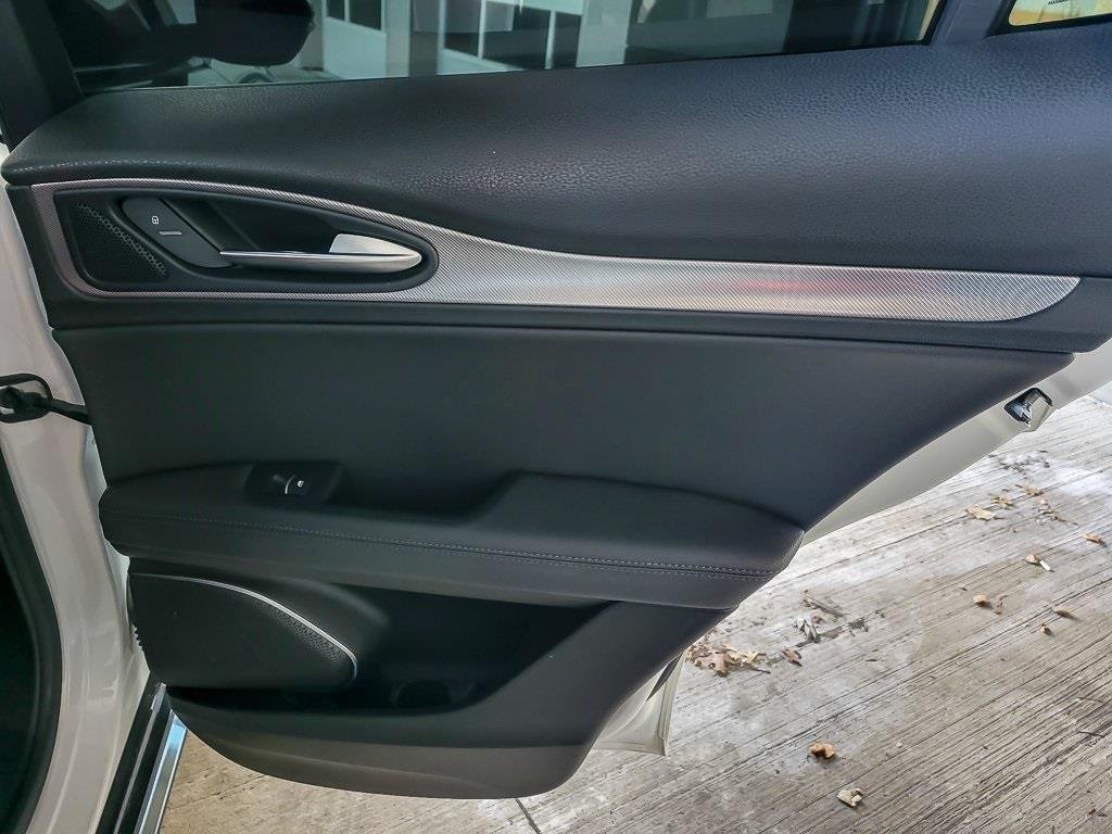 2022 ALFA ROMEO STELVIO - Image 20