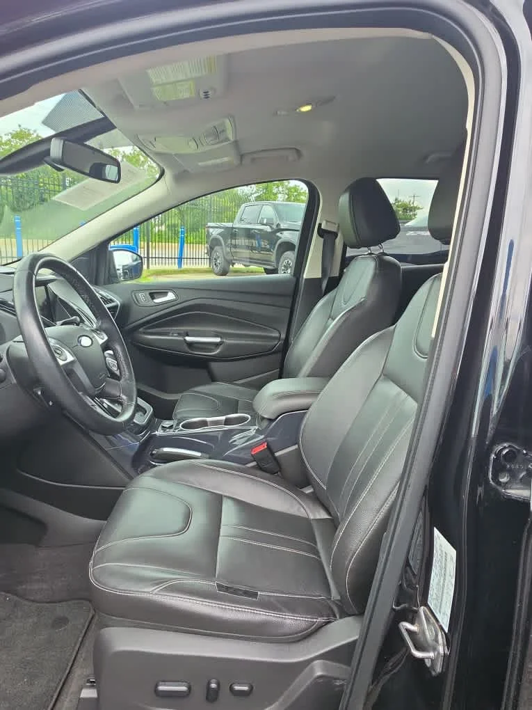 Used 2013 Black Ford Titanium image 11