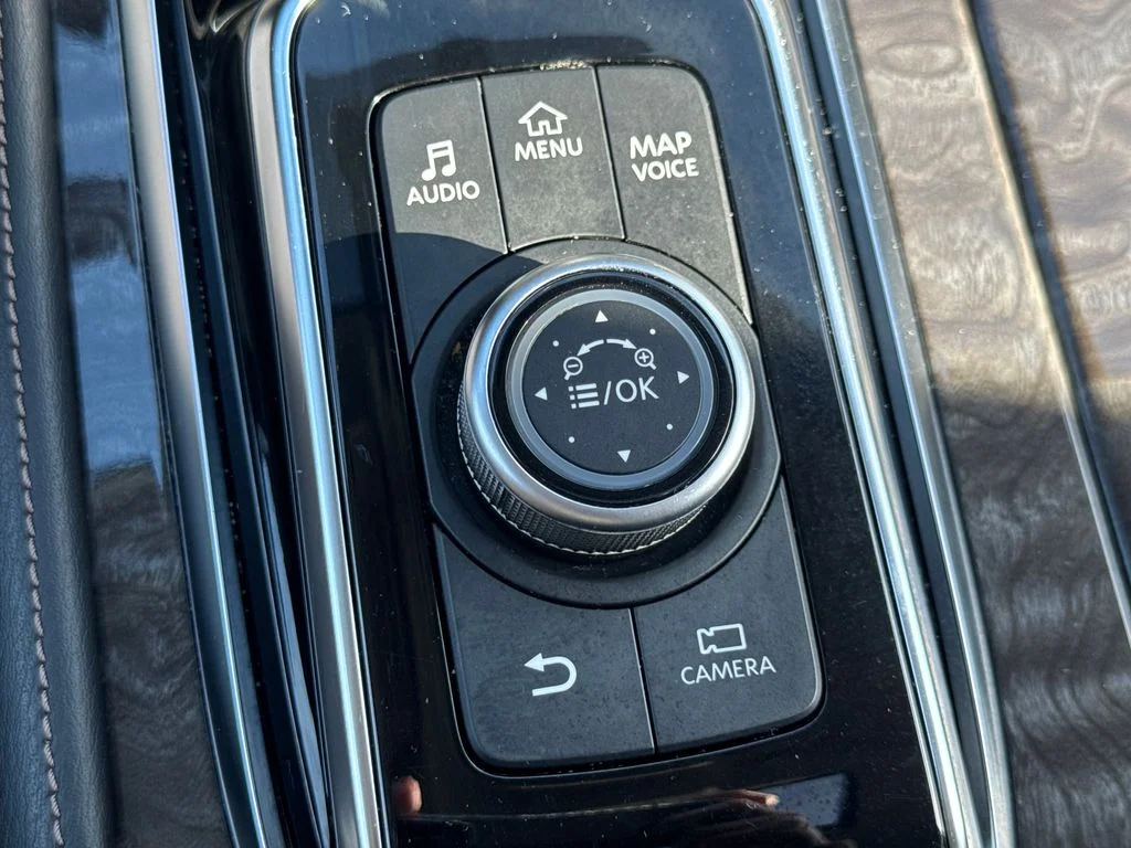 Used 2022 Coulis Red Nissan Platinum image 70