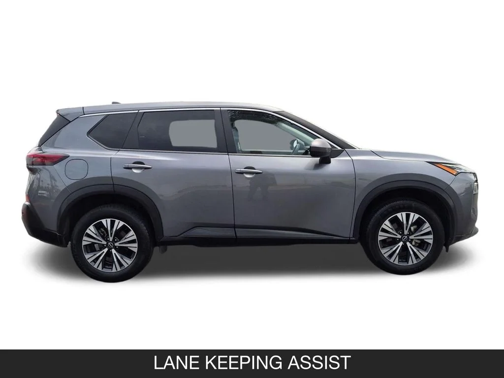 Used 2023 Gray Nissan SV image 7