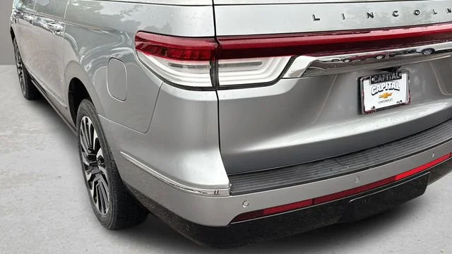 Used 2022 Silver Lincoln Black Label L image 41