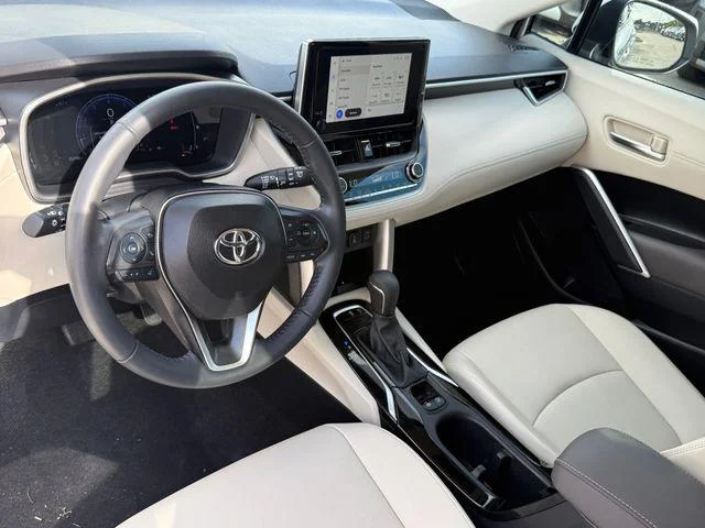 Certified Used 2024 WIND CHILL PEARL Toyota XLE image 7