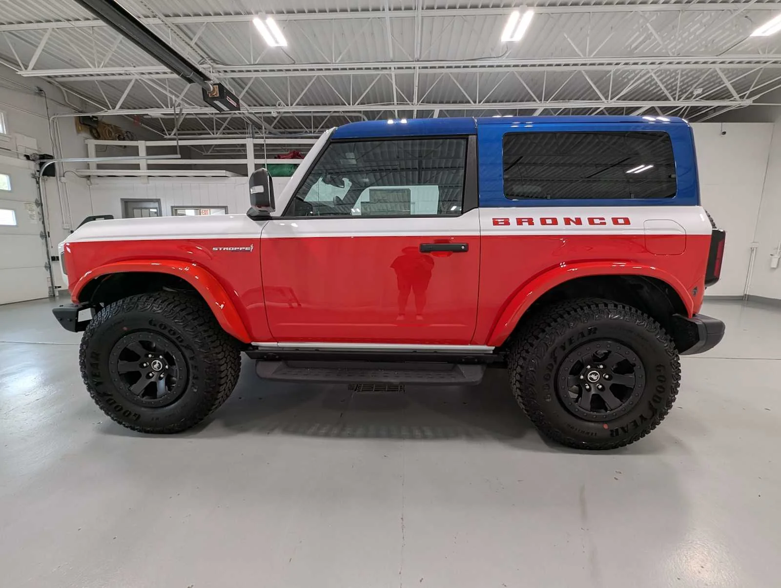 New 2025 Oxford White Ford Stroppe Edition image 9