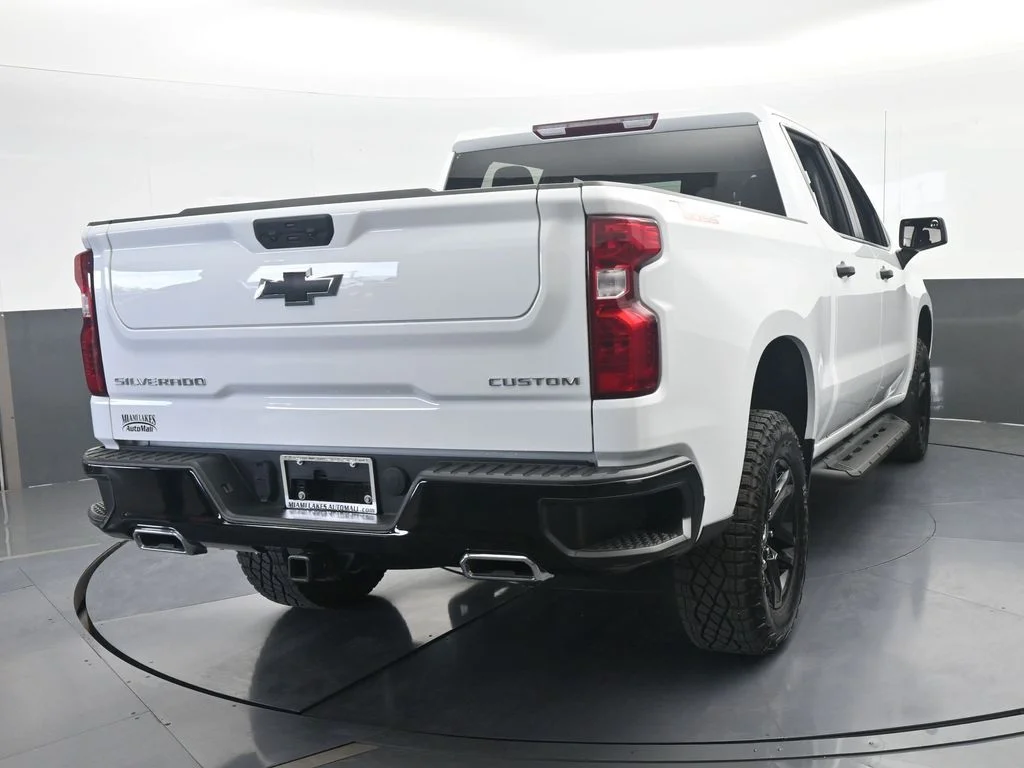 Used 2024 Summit White Chevrolet Custom Trail Boss image 4