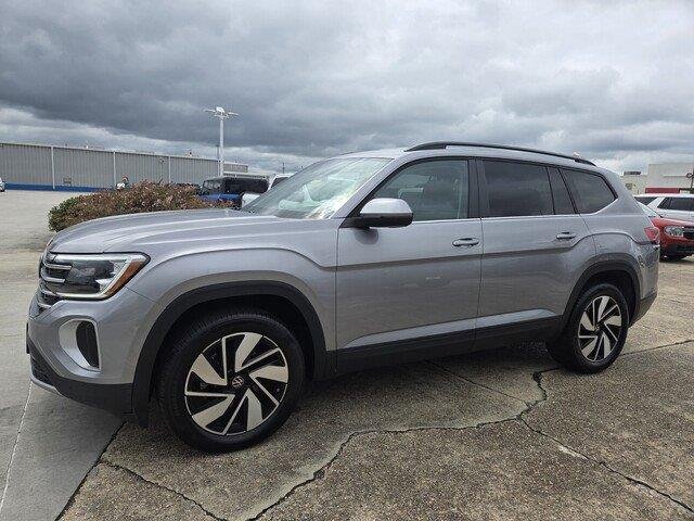 Used 2026 Silver Mist Metallic Volkswagen 2.0T SE w/Technology image 8