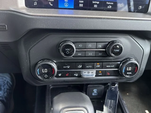2025 Ford Bronco 4-Door Outer Banks - Photo 18