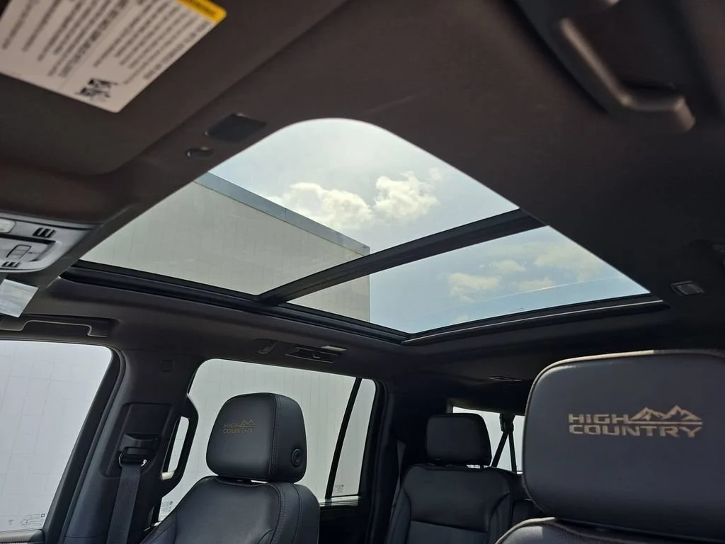 Used 2021 BLACK Chevrolet High Country image 19