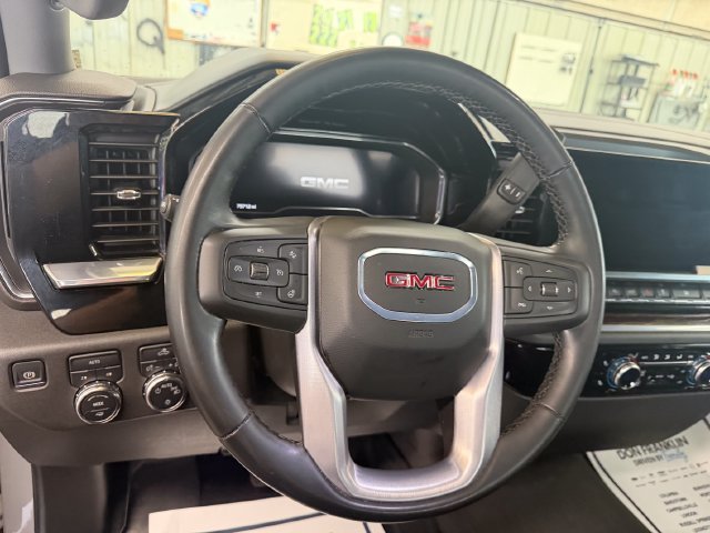 Used 2024 Gray GMC SLE image 11