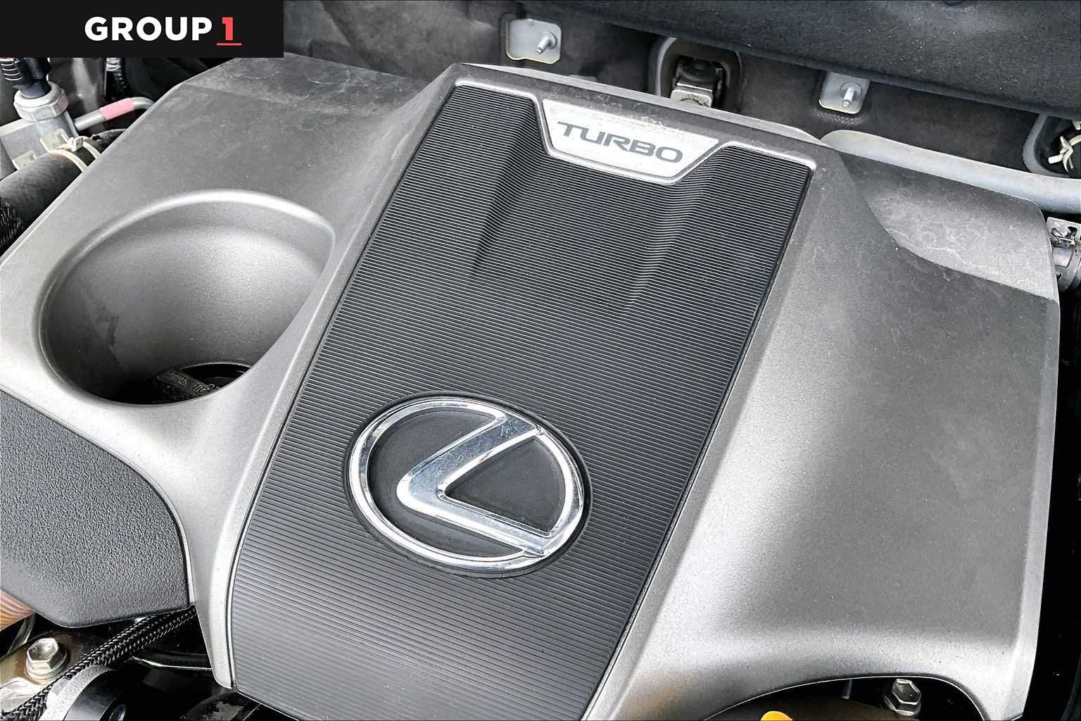 Used 2021 Atomic Silver Lexus  image 30
