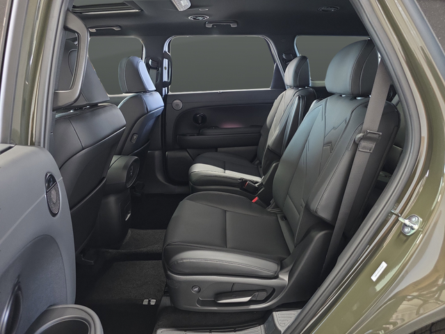 Certified Used 2026 Titan Green Hyundai XRT Pro image 32