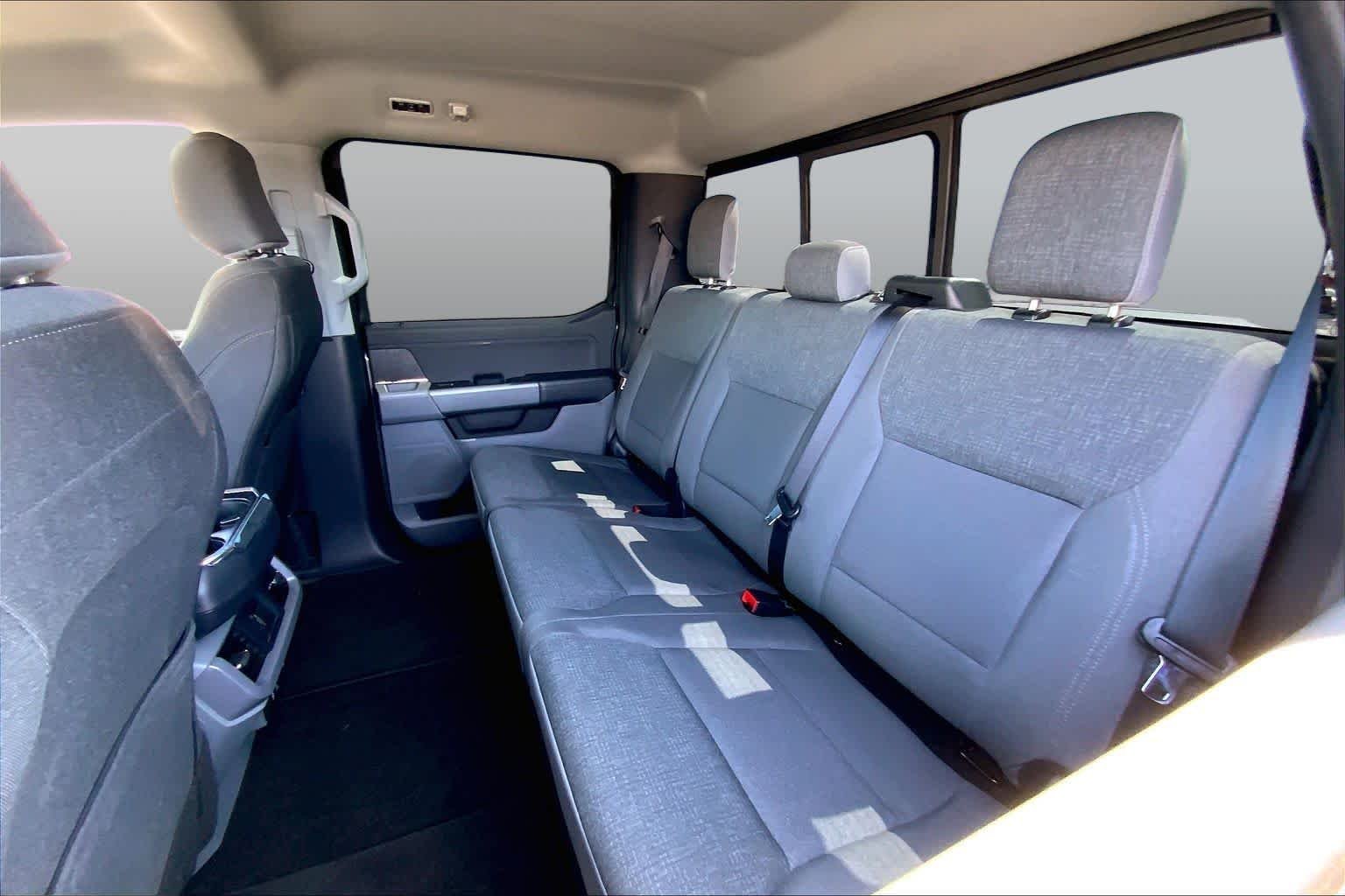 Used 2024 Carbonized Gray Metallic Ford XLT image 21