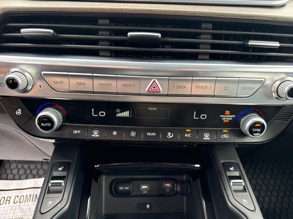 Used 2020 Silver Kia EX image 35